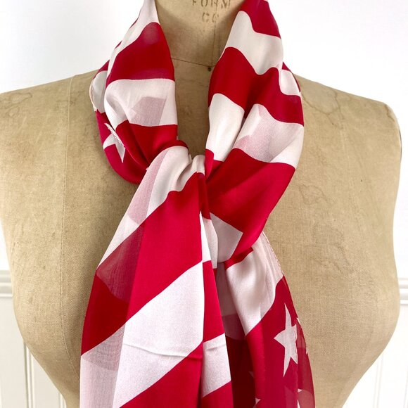 Stars and stripes red and white scarf - Picture 6 of 6